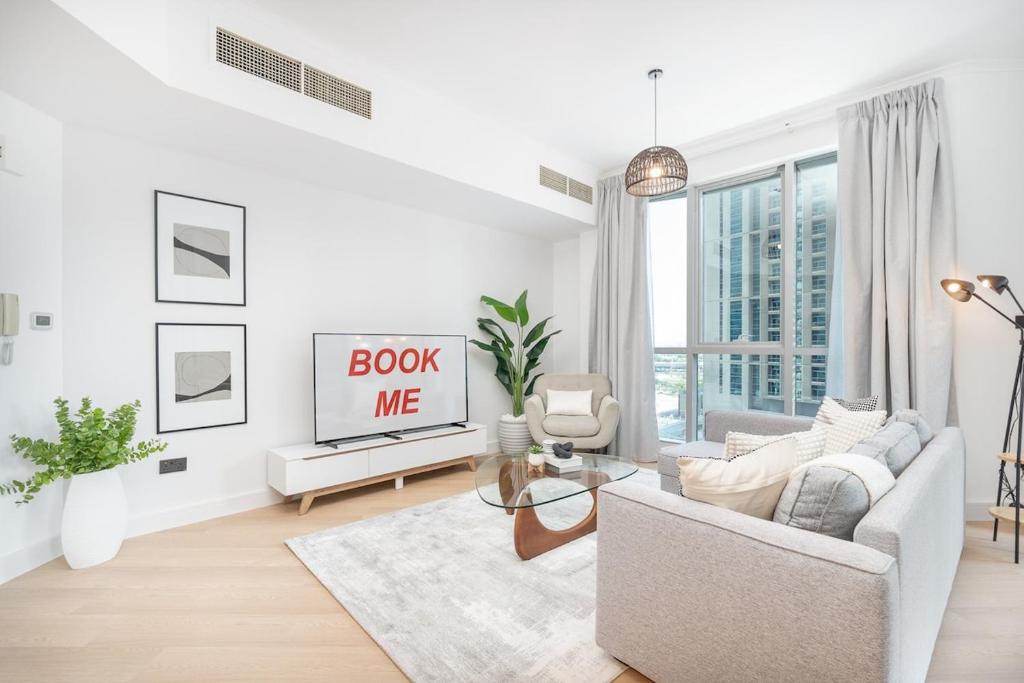 Elegant and Cozy 2-Bedroom Apartment Perfect for Families in Dubai Marina