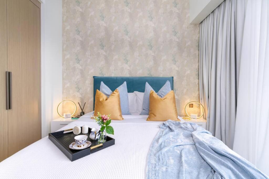 Act1, Act2 - Downtown Elegant design 1BR, ON OFF