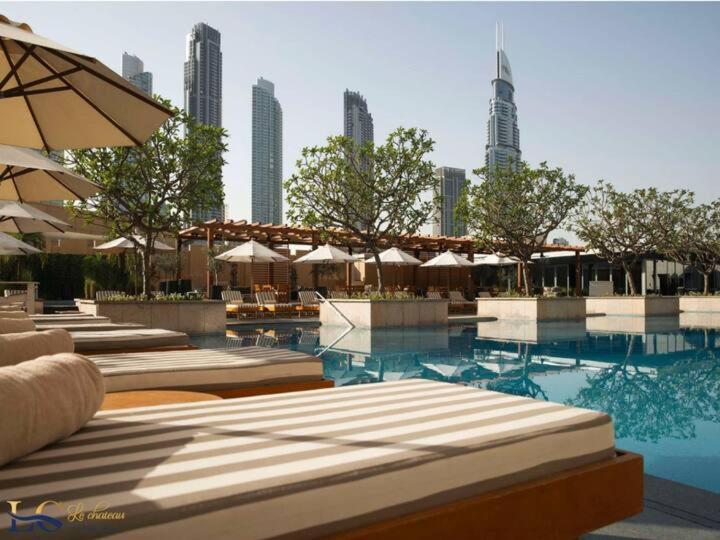 Modern 1BR Emaar Residence Downtown Dubai Mall