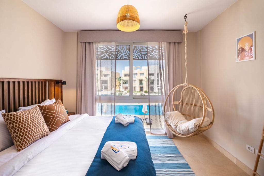 Epic & Exquisite 2 BR w Beach & Pool Mangroovy