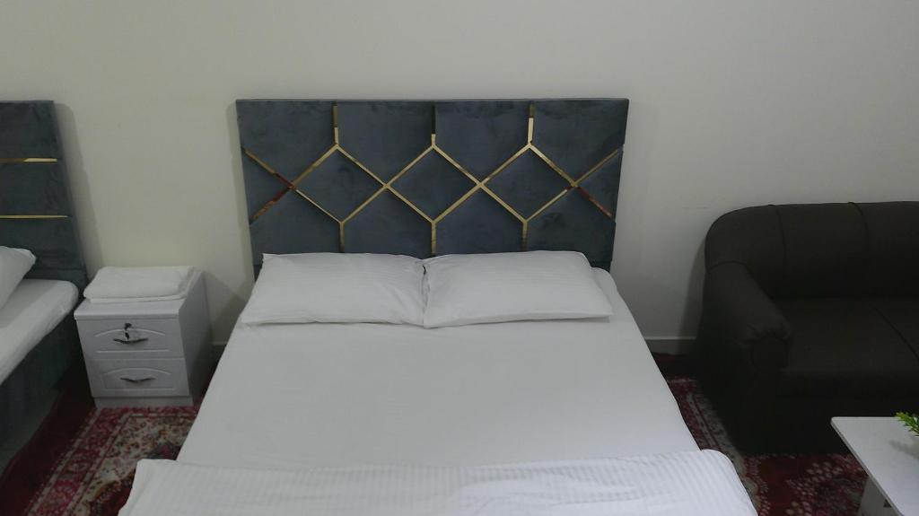 Comfortable Stay Ensuite Room with Shared Kitchen" 226
