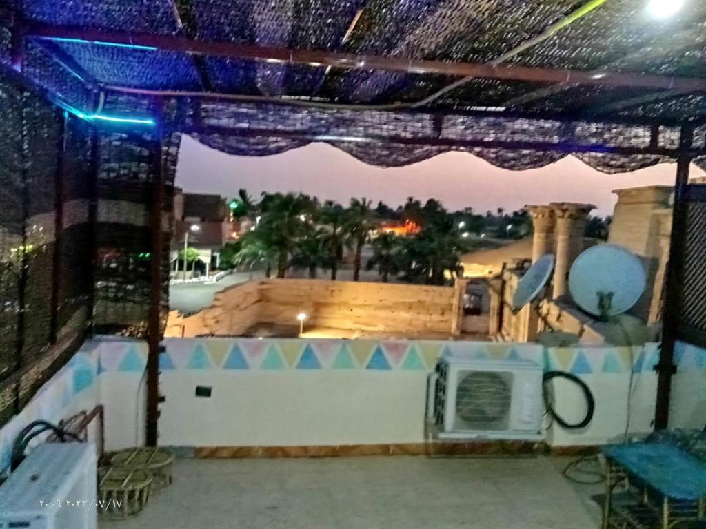 Shahhat House
