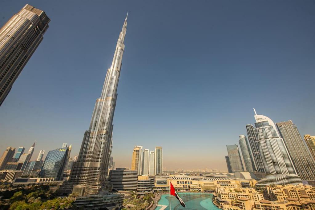 FIRST CLASS 3BR with full BURJ KHALIFA VIEW