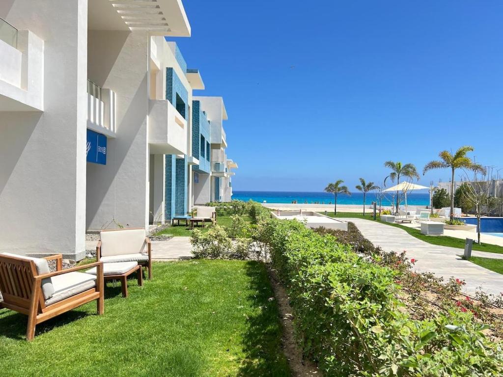 Fouka North Coast 2BR With Sea & Pool View SA-3B-B02
