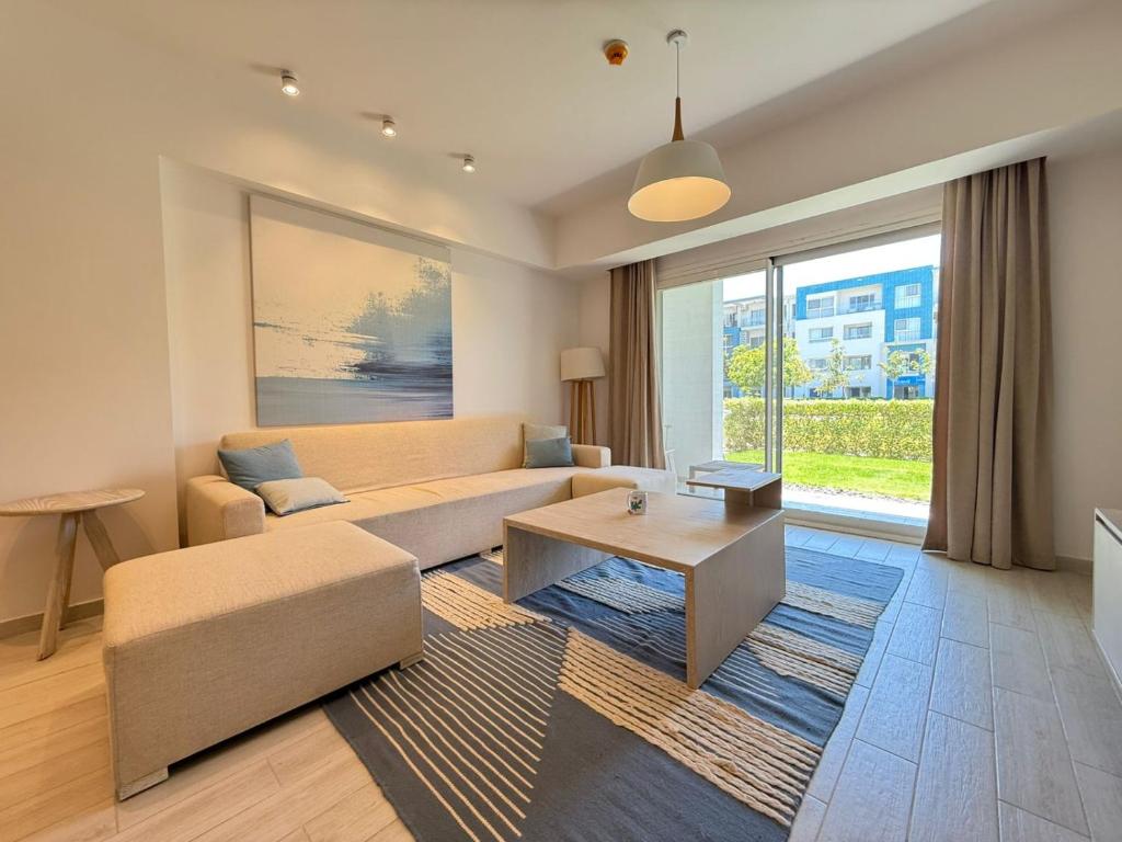 Fouka North Coast Amazing 2 BR Sea &Pool View SA-2B-B02