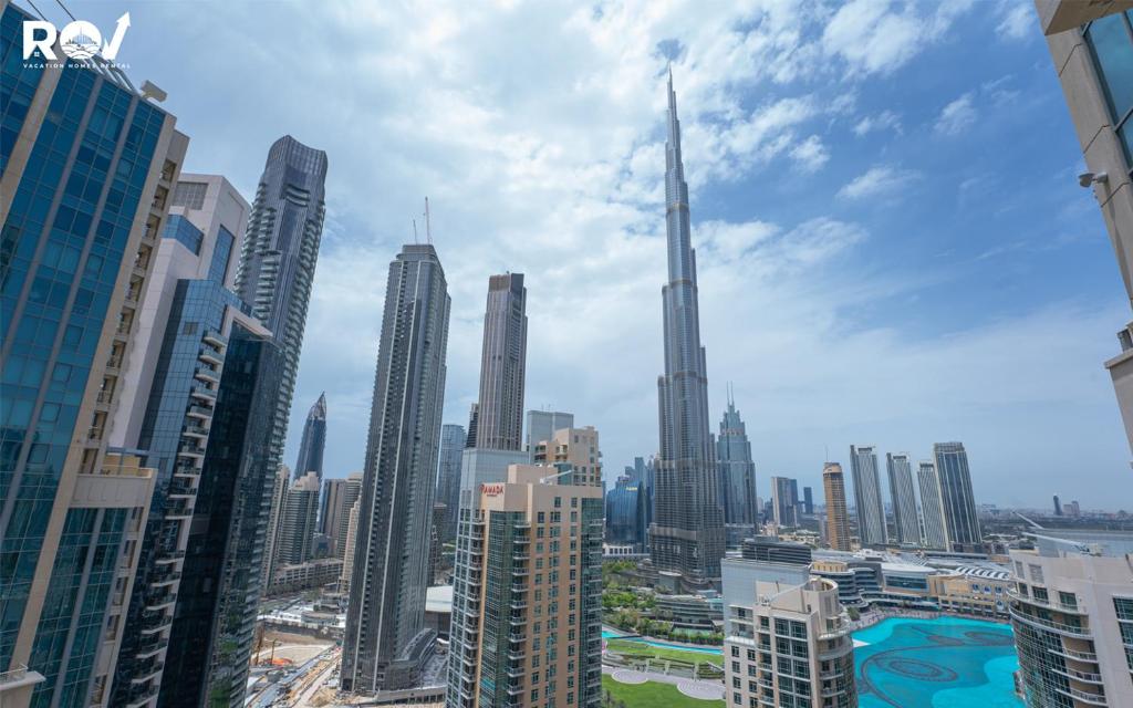 Luxury 2 Bedroom Suite with Full Burj Khalifa View