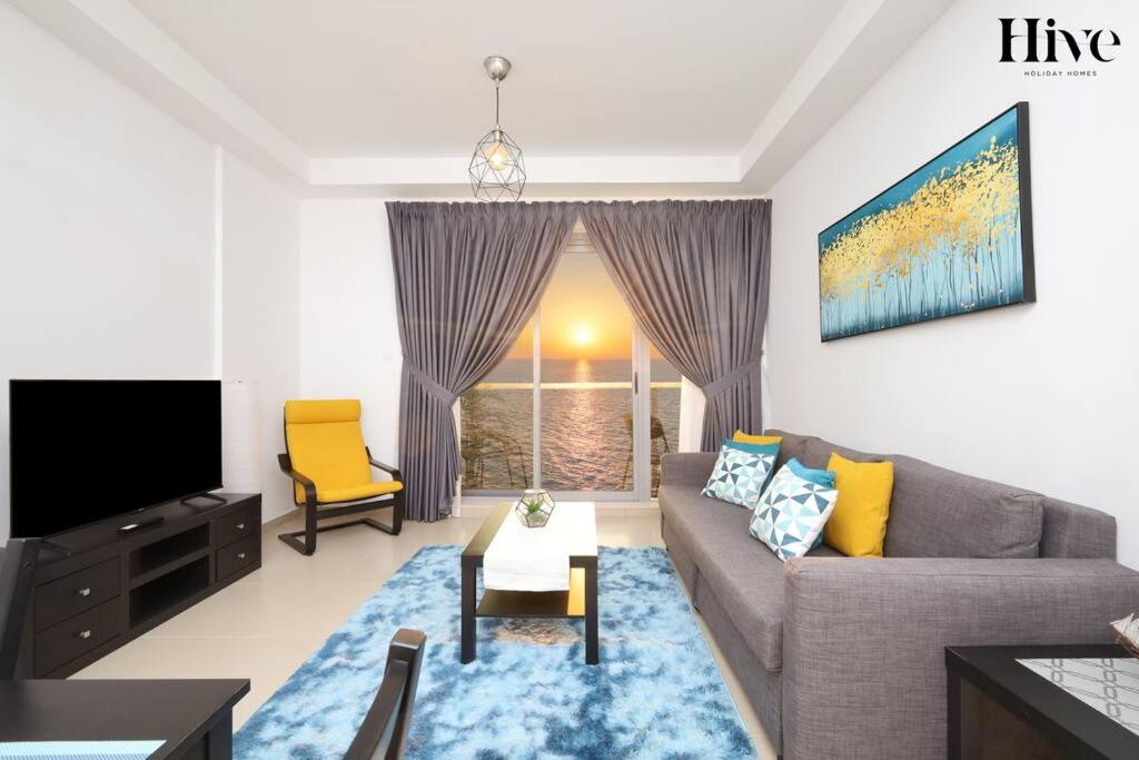 Full sea sunset view, Marjan Island, beach, 1 bed