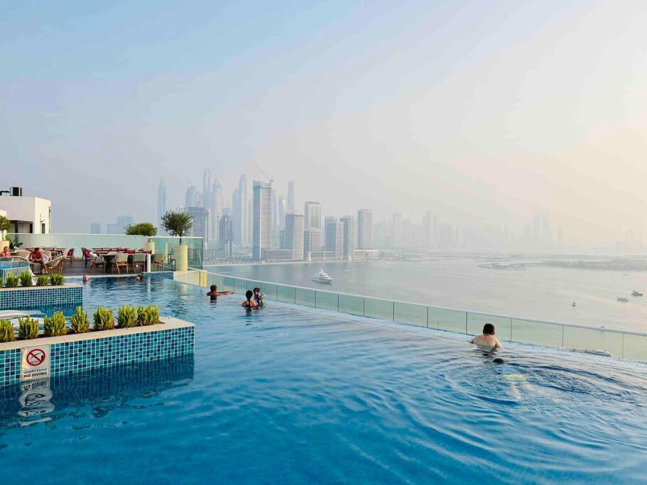 Fully-equipped studio Palm Jumeirah, Seven
