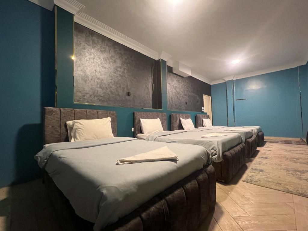 Gabry Beko Pyramids Hotel
