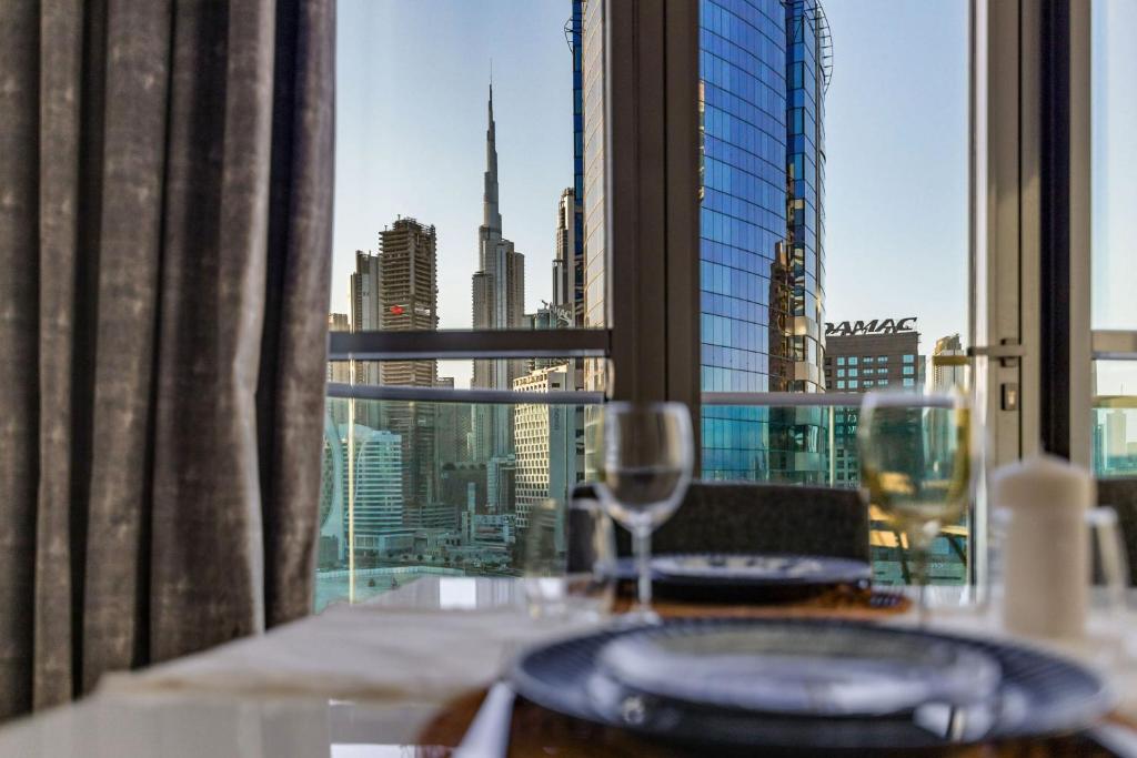 GetFlat - 1BR Burj Khalifa View in Business Bay