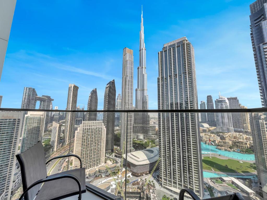 Glorious Burj Khalifa & fountain views, 4BDR