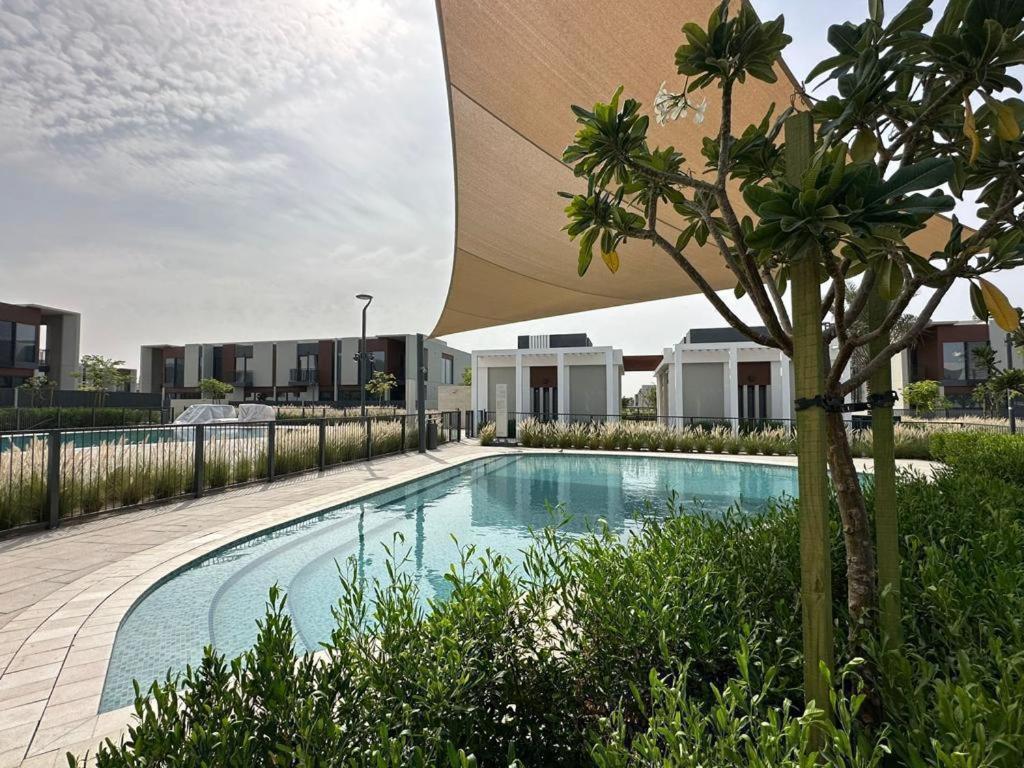 Heart of Cherrywoods. 3bhk with maidsroom, terrace