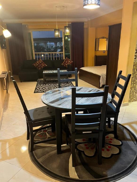 Heliopolis Rock Residence