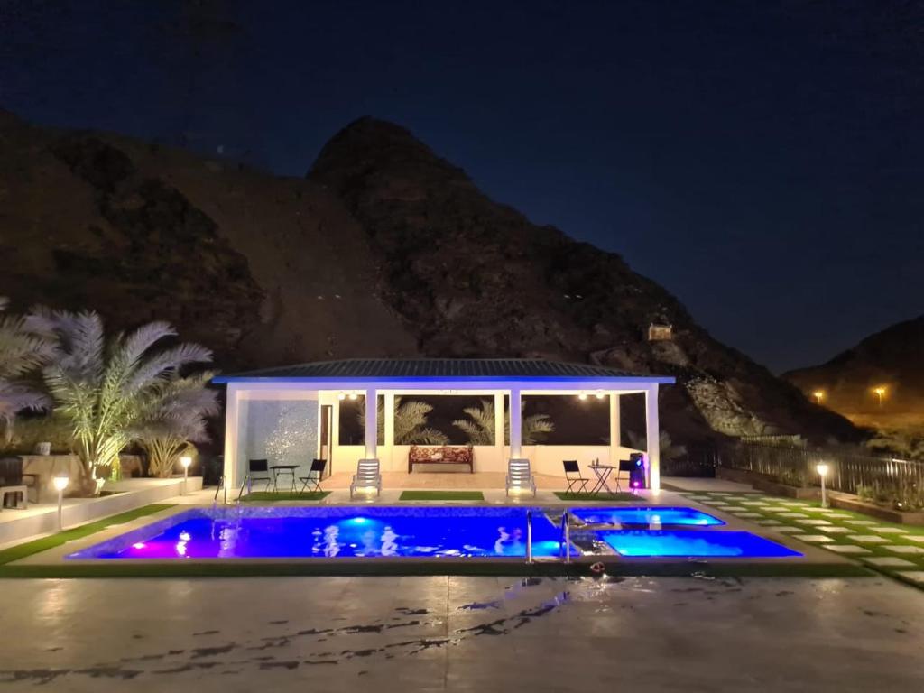 Hidden Valley Farm Home AE