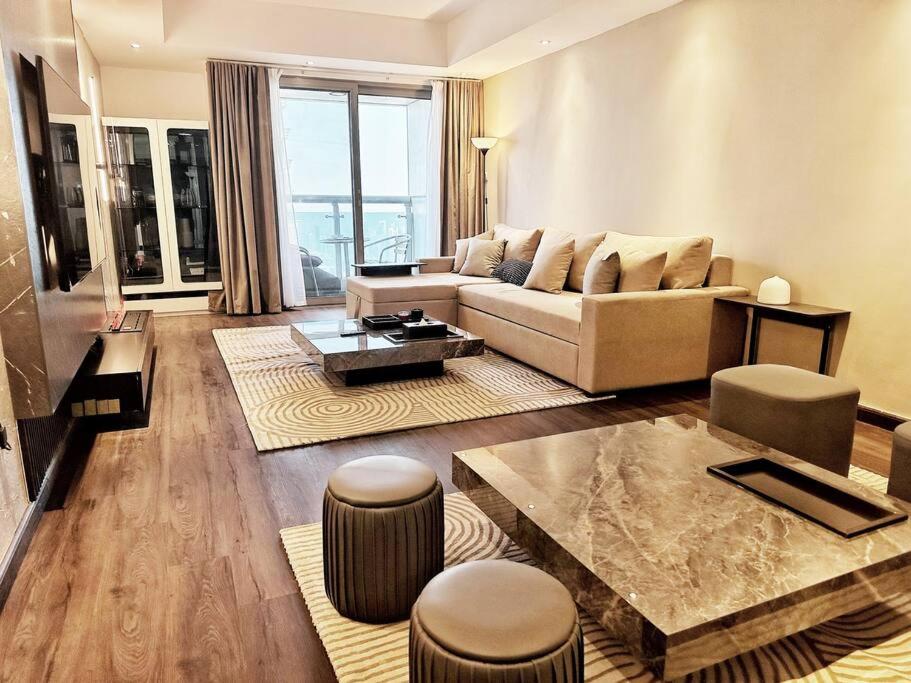 Skyview Haven 2BR & Ocean Breeze