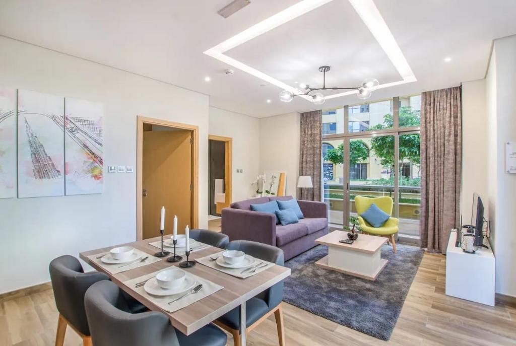 Homey 1-Bedroom Apartment Perfect for Family in Dubai Marina