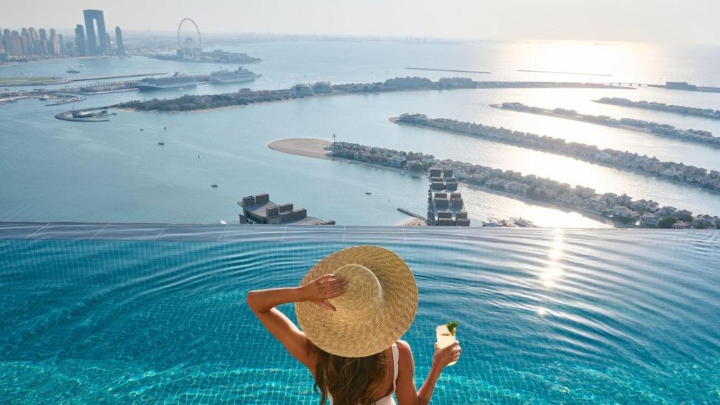 HVR THE PALM DUBAI
