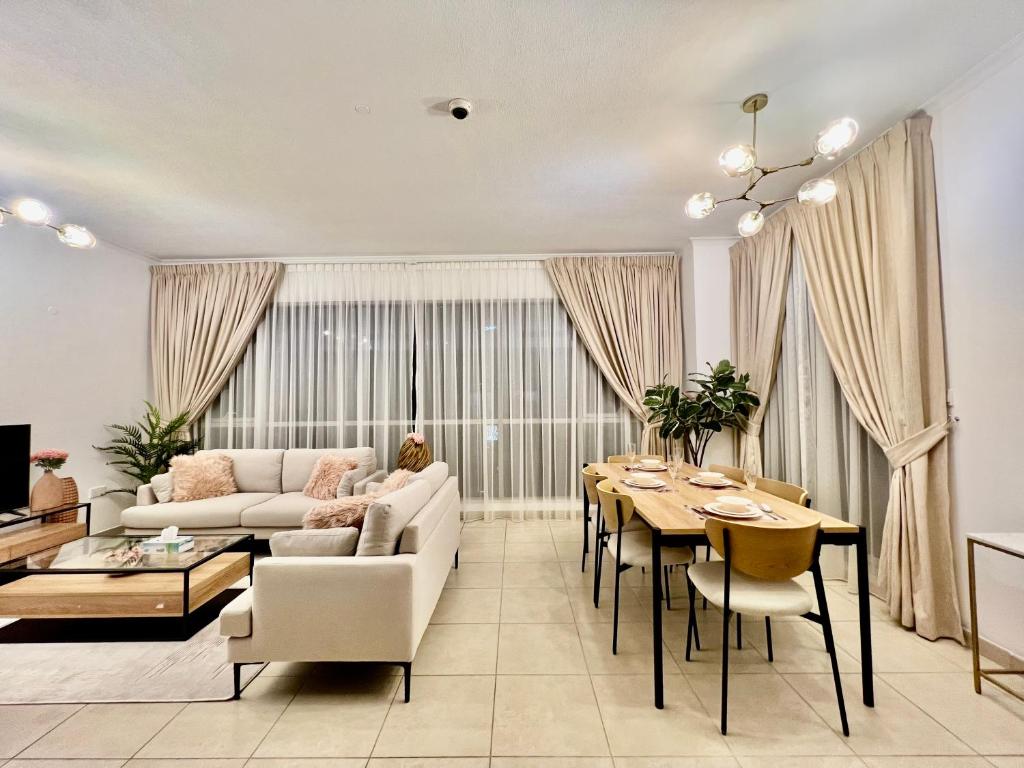 INA Homes-Tower 5 Perfect Burj Khalifa and Fountain Views