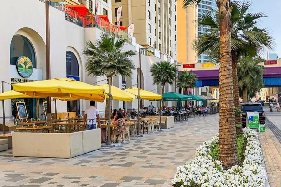 Jumeirah Beach Residents, Free Parking