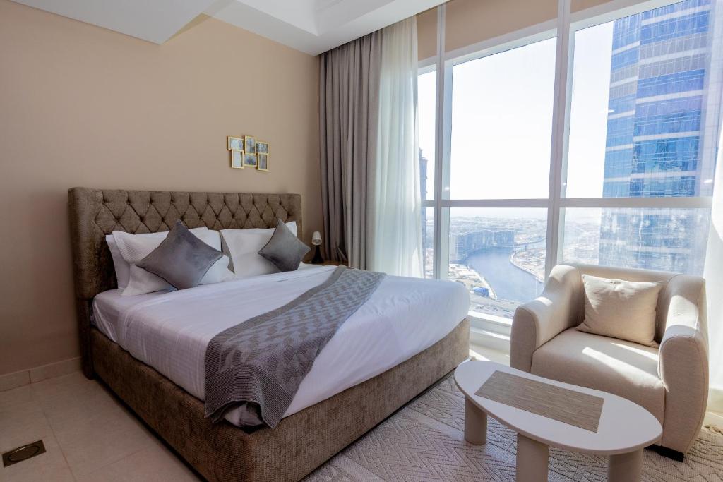 La Maison - The Court Tower