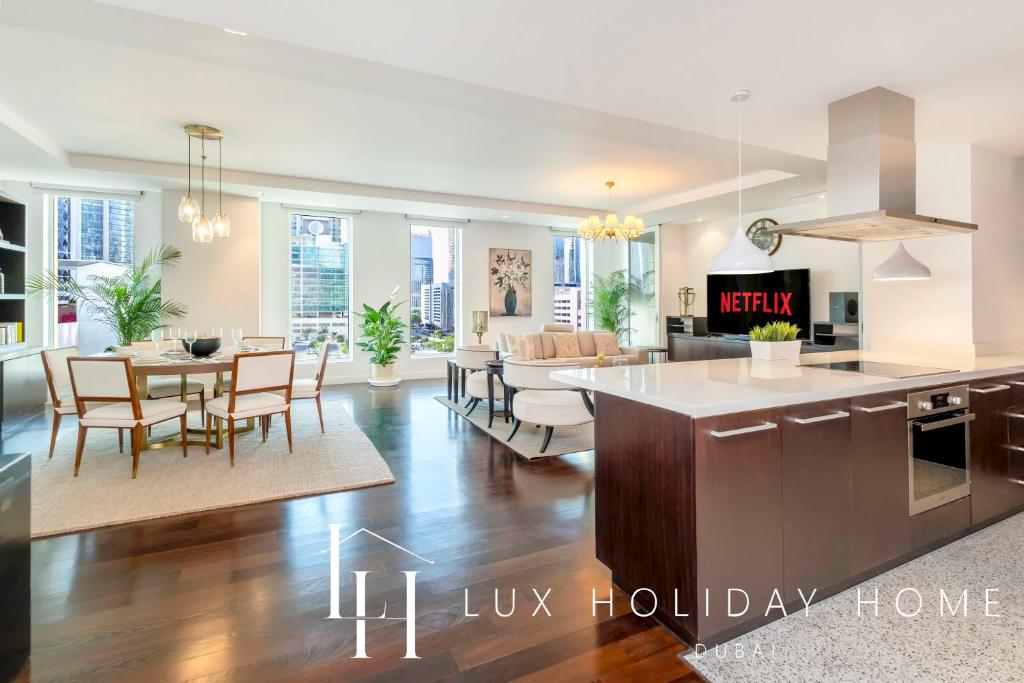 LUX The Elegant DIFC Suite