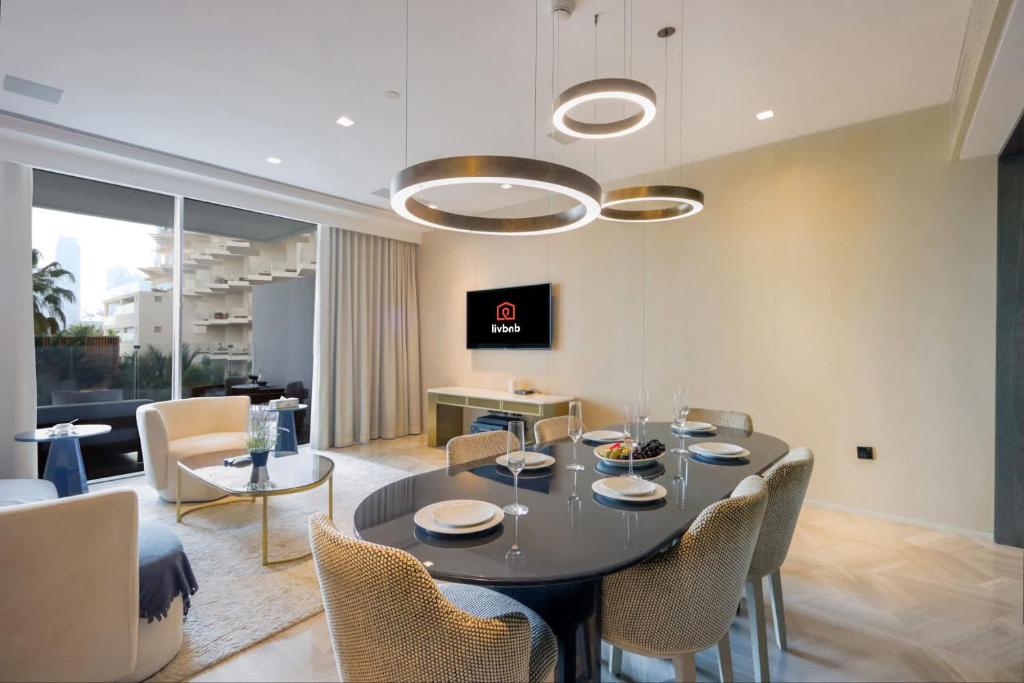 Livbnb - 2BR suite FIVE Palm Jumeirah residences