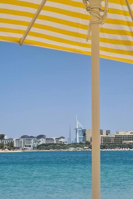 Liv's Palm Jumeirah 1 BDR Apart