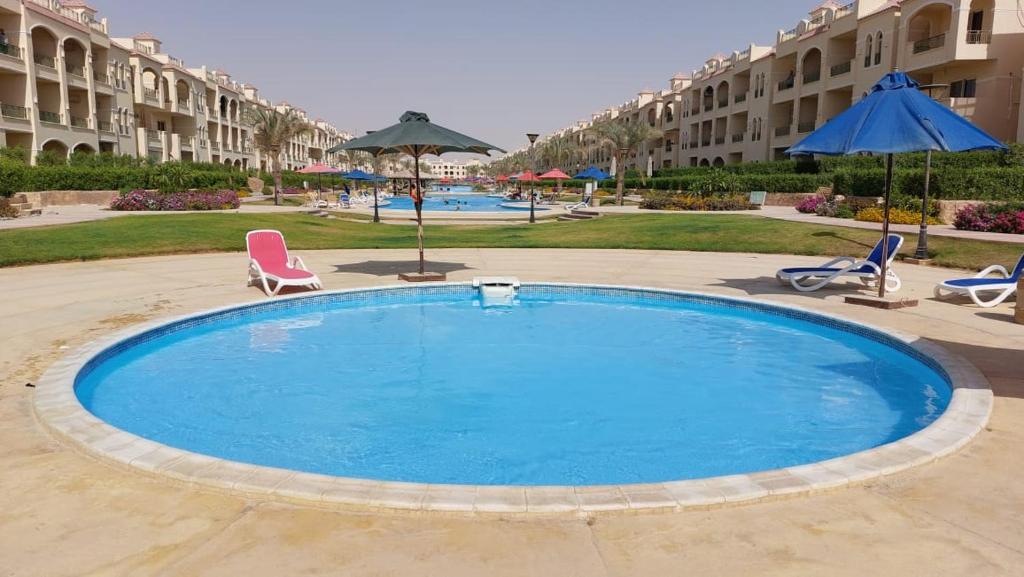 Lasirina palm beach for familes only