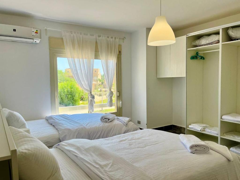LUX 3BRSDuplex - Einbay Resort free Beach Access