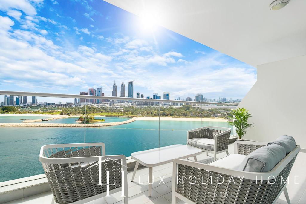 LUX - Opulent Island Suite 4