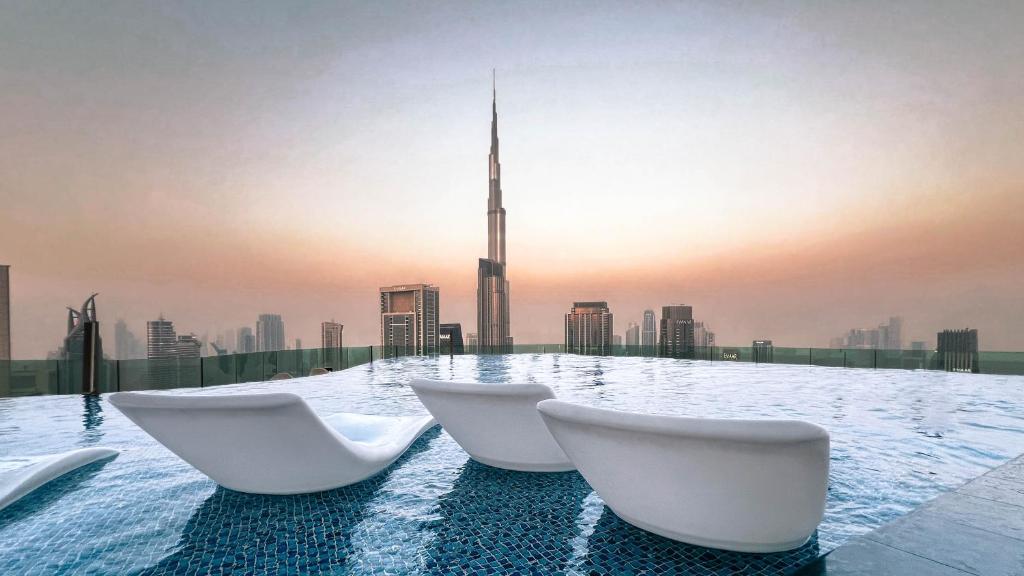 Keyrock Living - Luxurious 1Bedroom in Paramount Hotel - Downtown Dubai