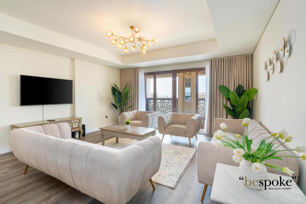 Bespoke Holiday Homes - Palm Jumeirah -2 Bedroom Sea View with Beach Access, Balqis