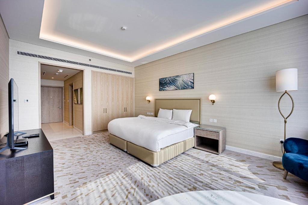 Luxury sea view apartment in The Palm Tower