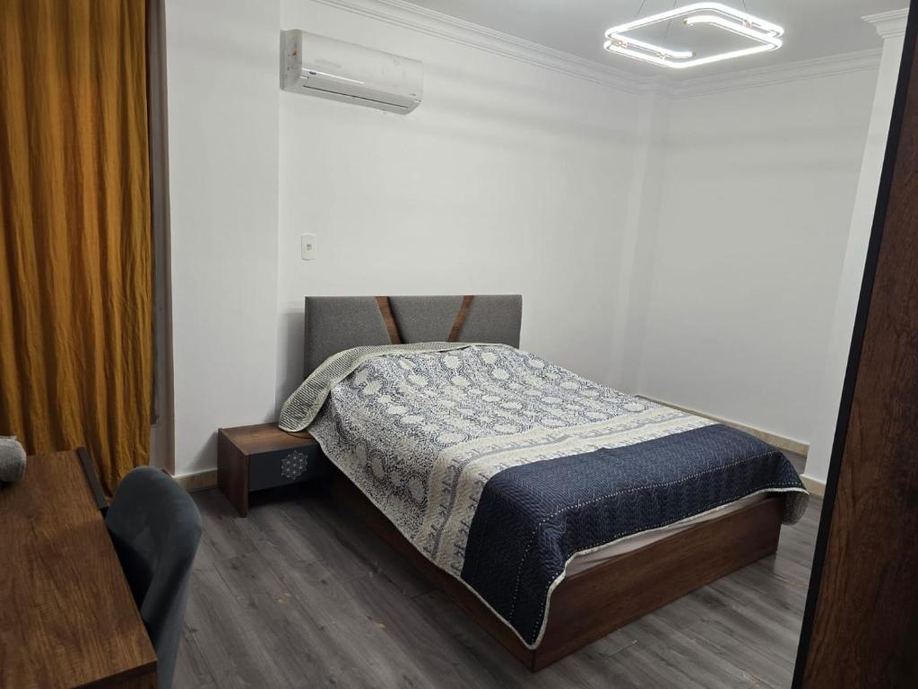 Luxury 4bed room apartment in compound in sheikh Zayed Giza- families only