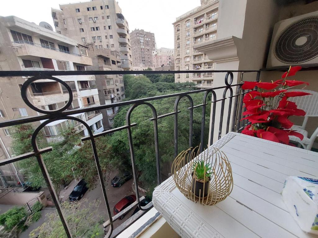 Luxury apartment for only families at almuhandisin