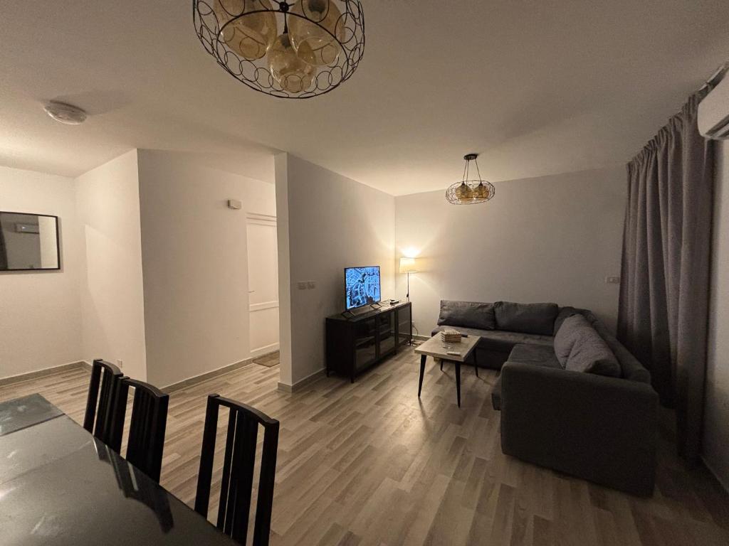 Luxury Inn 2BR at prime location in Madinaty B6