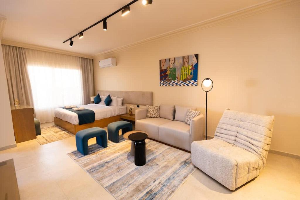 Luxury Modern Studio Ensuite By Beithady