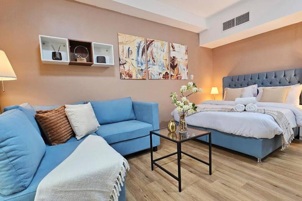 Luxury Ocean Studio