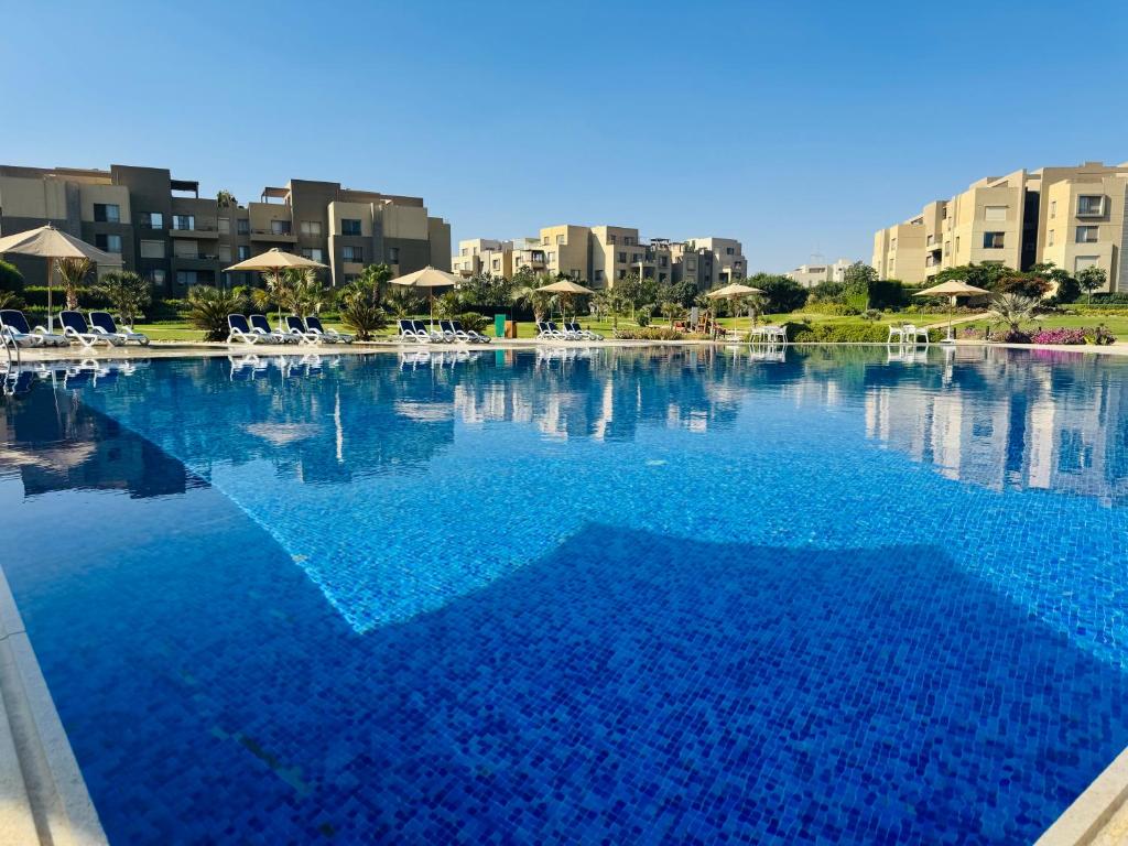 Luxury resort living Palm Parks Sheikh Zayed City