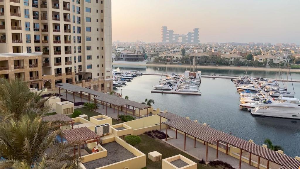 Luxury Sea View near Five Palm - 2 Bedrooms - Pool - Gym