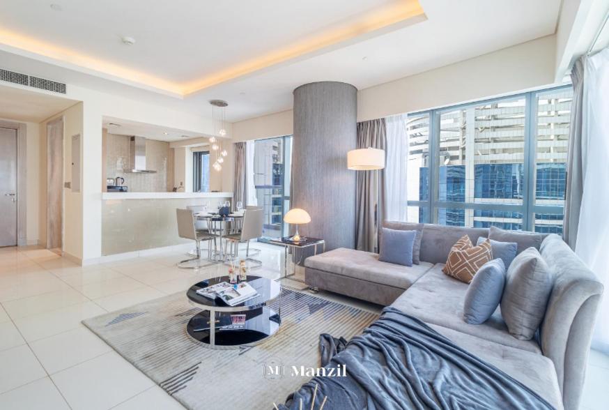 Manzil - 2BR Apt at Paramount Top Floor with Stunning Views