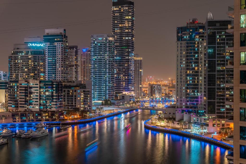 Family Heaven- Full Marina view- 3min to JBR Beach & Tram - 1BDR for 6ppl in Sahab Tower