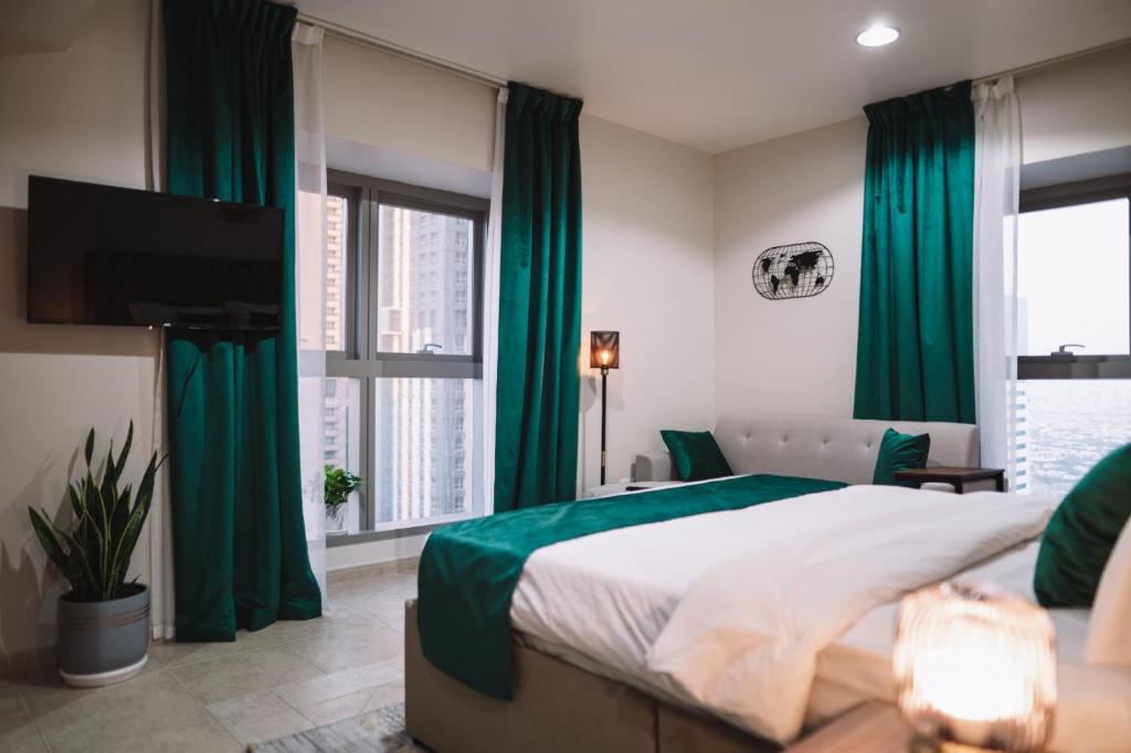 Marina Sea View,elegant And Spacious - High Floor