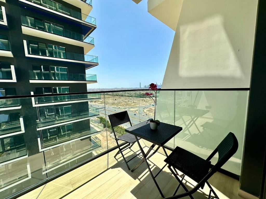 Fully Furnished 3bedroom With Balcony In Jvc