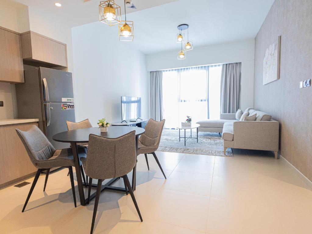 MH- ACT TOWER - Downtown -1Bedroom Apartment -REF4002
