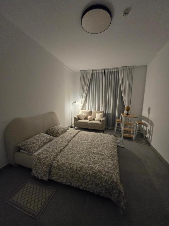 Midori Elegant Living