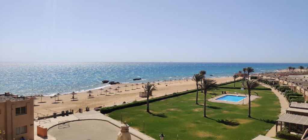 Beachfront Bliss Experience panoramic Seaview Families only