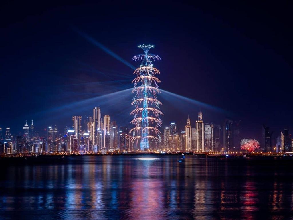 Best View Burj Khalifa NYE Fireworks! Studio Unit