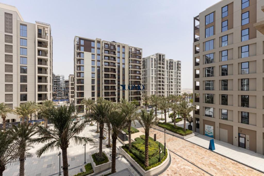MyDuomo- Stylish Upscale 1BR in Vida Creek Beach