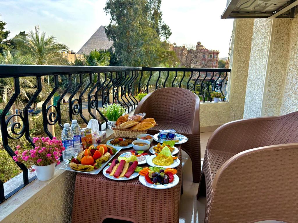 O Pyramids View Inn